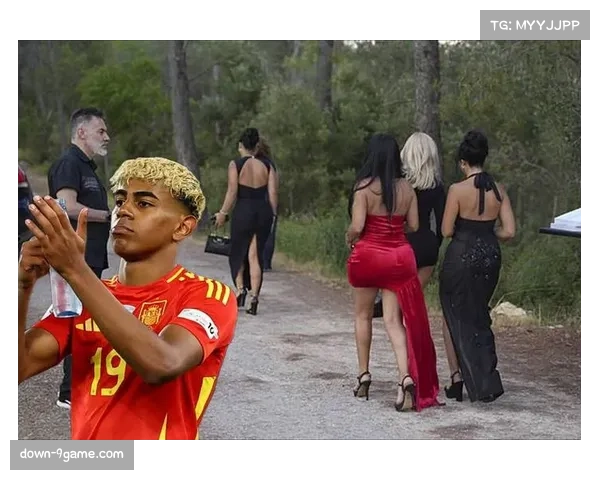 西班牙队亚马尔18岁闪耀预选赛 成球队边路爆点